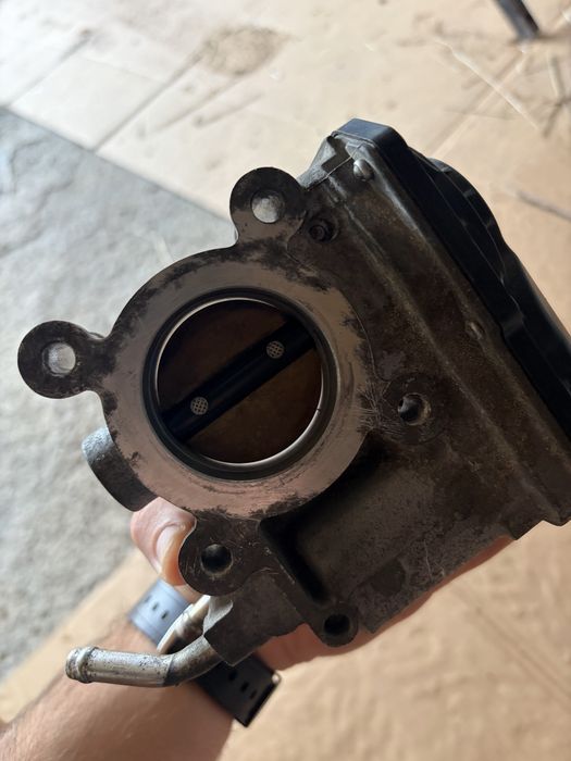 Дроселова клапа MITSUBISHI COLT 1.3 бензин 95 коня SMART FORFOUR смарт