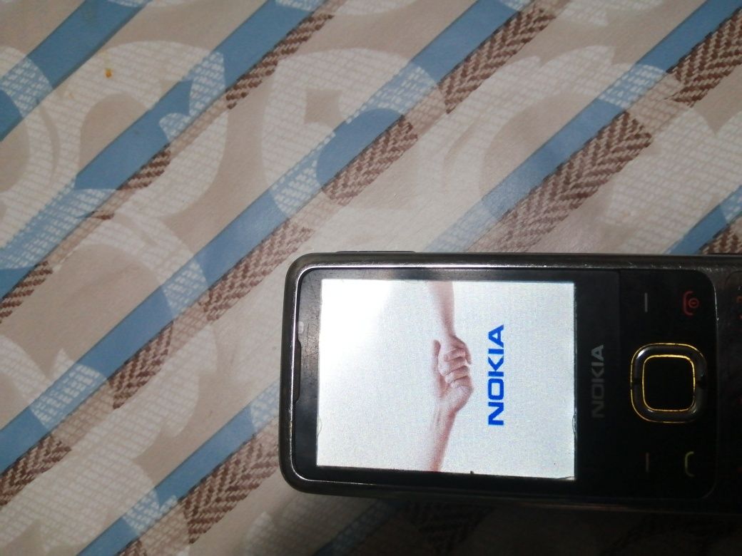 Nokia 6700 c 1 Silver perfect