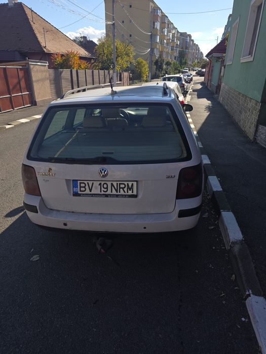Vând Volkswagen passat