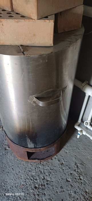 Samavar nerjavika 50-60 litr sotiladi