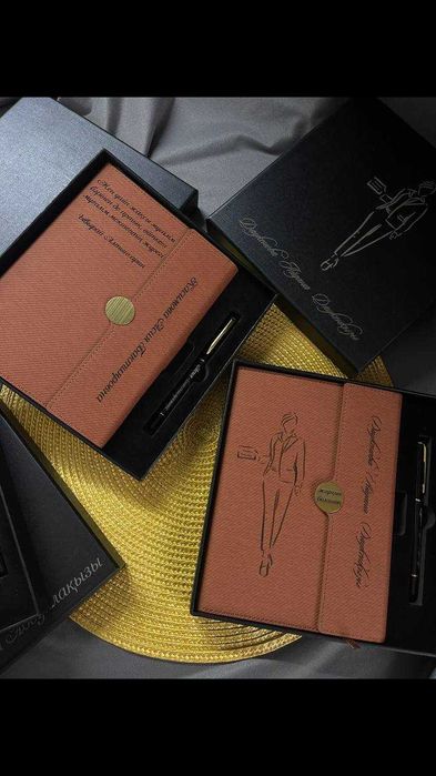 Корпоративные новогодние именные подарки премиальные женские наборы 02