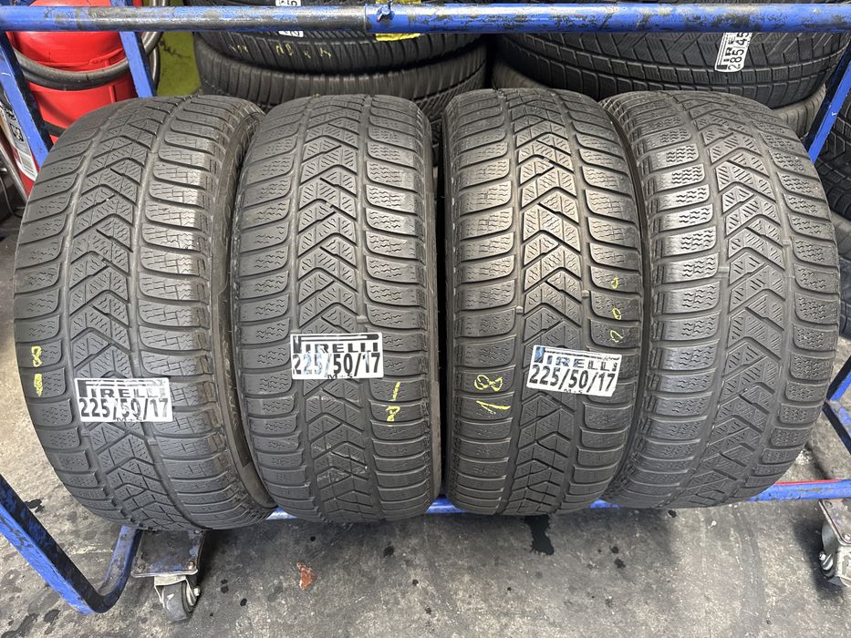 225/50/17 Pirelli M+S