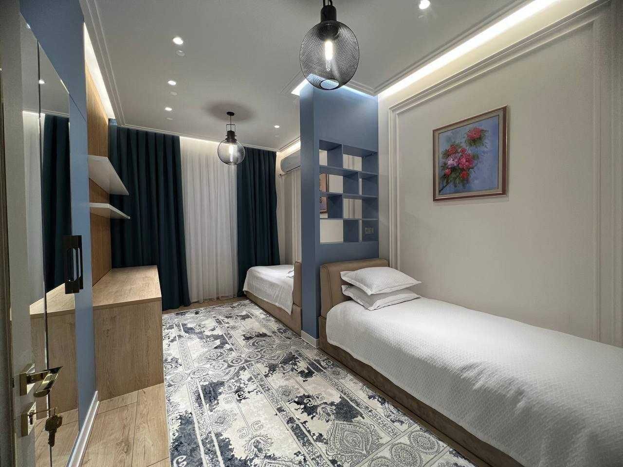 Mirabad Avenue 5/6/10 170м²