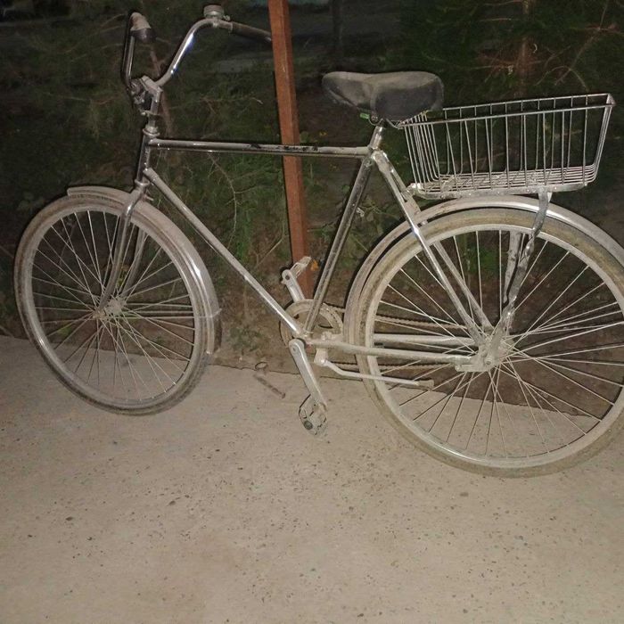 Velosiped srochna sotiladi