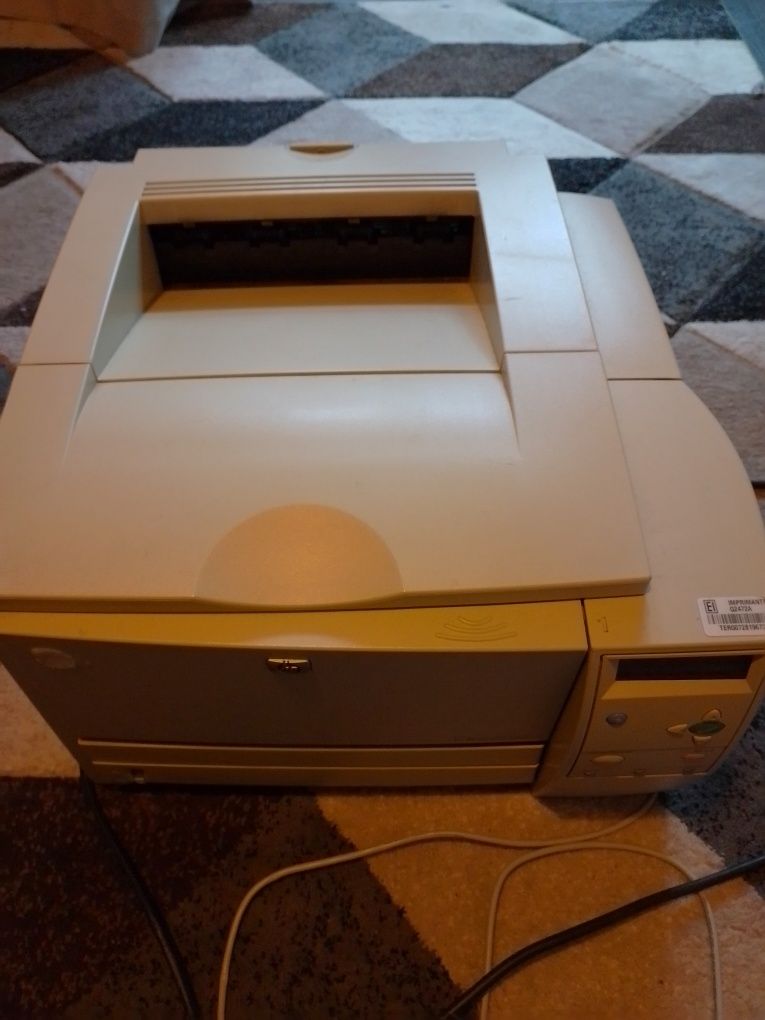 Принтер HP Laserjet 2300