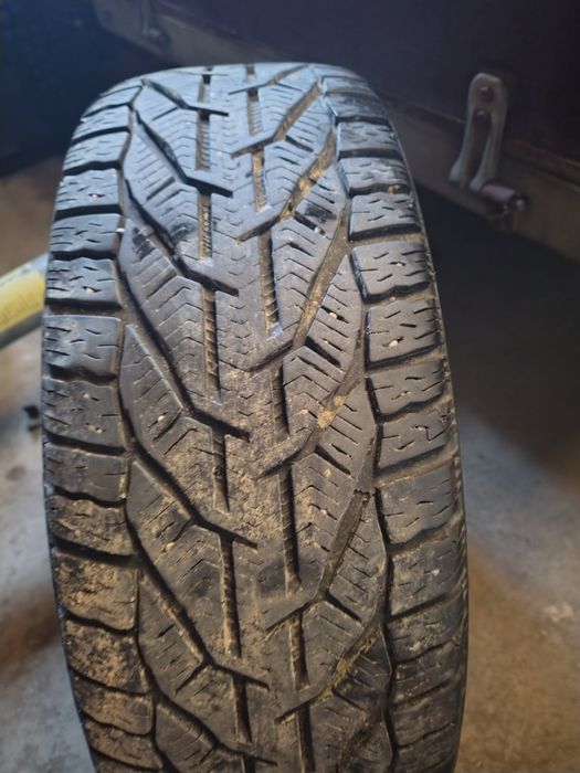 Cauciucuri de iarna cu jante de tabla