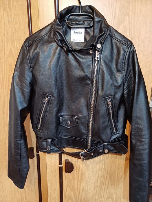 Ново яке Bershka