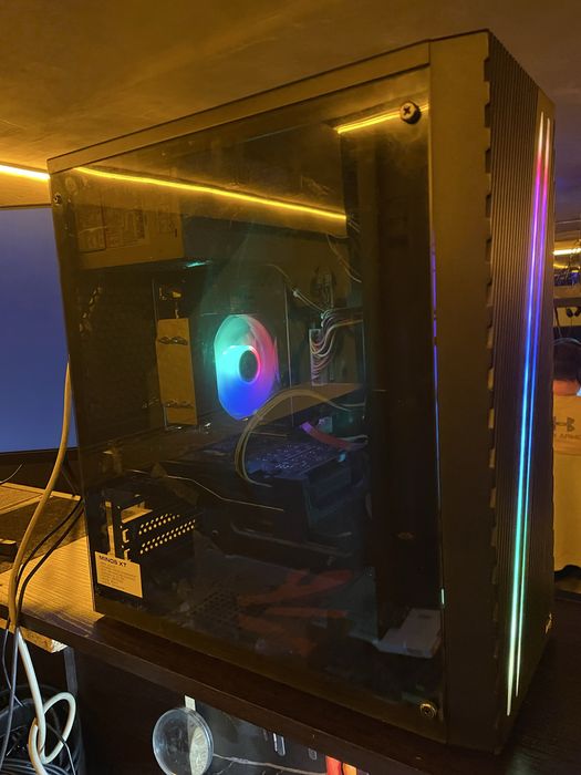 готовый кейс для. игр с монитором 165гц