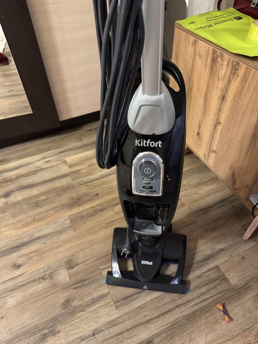 продаю пылесос за символическую цену