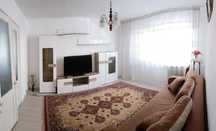 Închiriez apartament