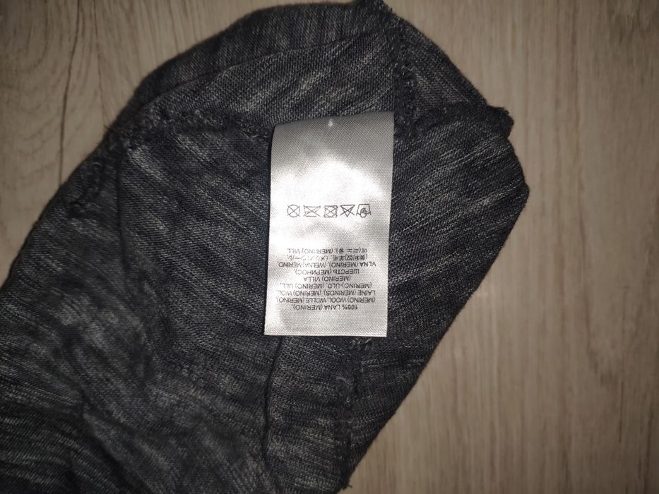 Buff® Midweight Merino Wool Multistripes Graphite, 100% мерино шапка