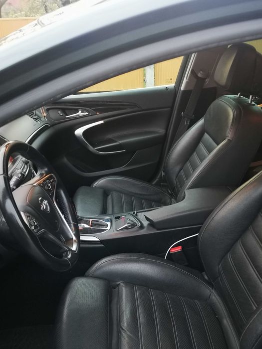 Opel Insignia Country Tourer 4x4 biturbo