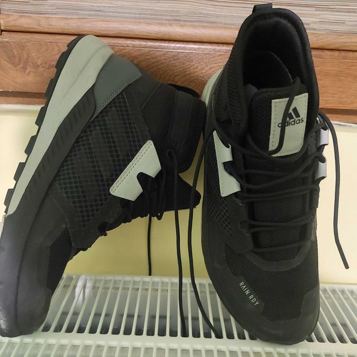 Обувки Adidas Terrex