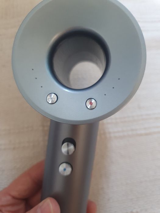 Dyson Supersonic HD11 Professional 1600 W , nou, original