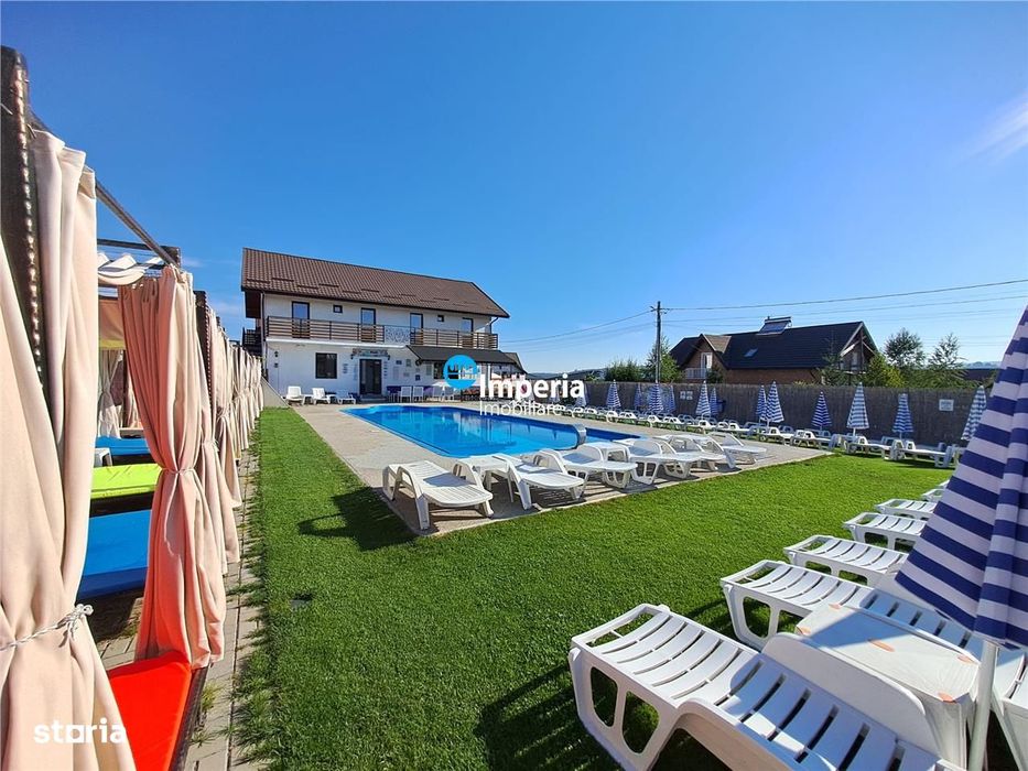 Mini-Hotel Modern cu Piscină și Spațiu Comercial – Idea