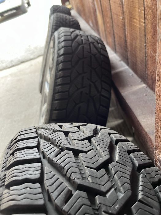 Jante bmw R16 iarna sau schimb cu iphone
