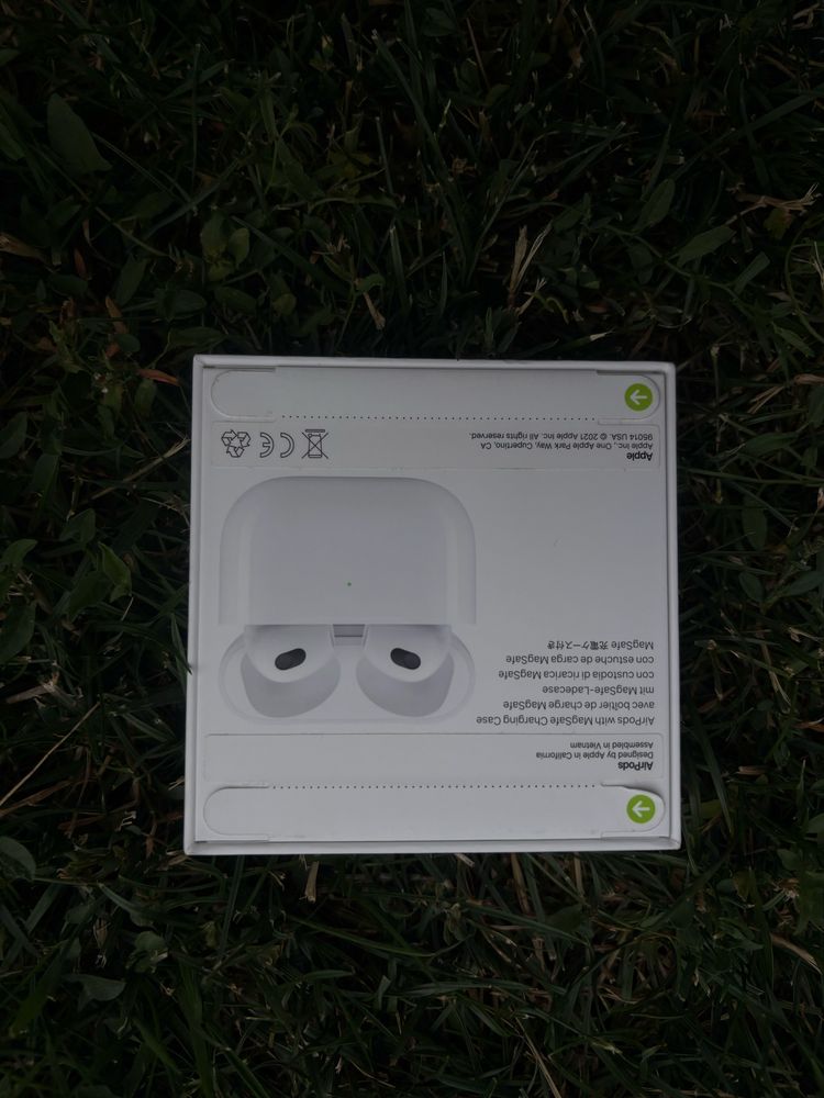 Слушалки AirPods 3RD GEN