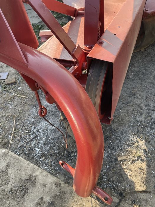 Cutit de taiat iarba 185 deutz