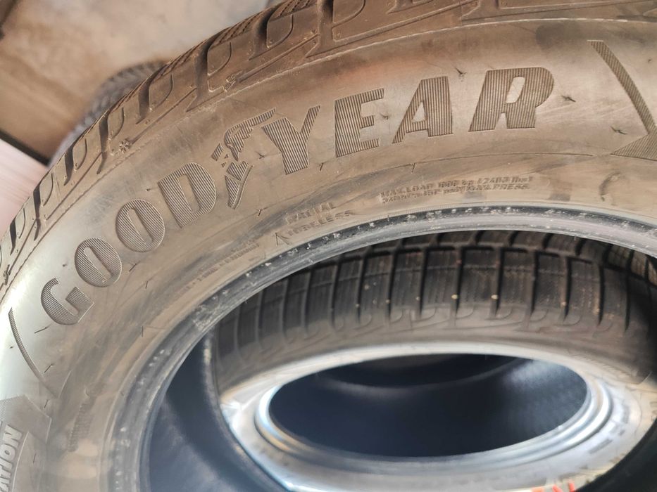2бр.зимни гуми 255/55/19 Goodyear