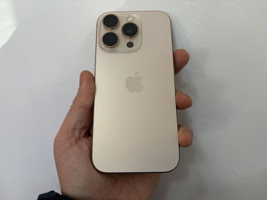 Iphone 16 Pro, 128 gb, Desert Titanium