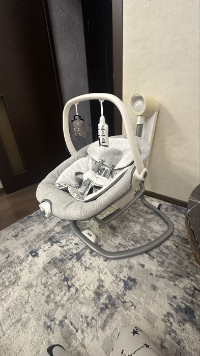 Люлька качалка от joie