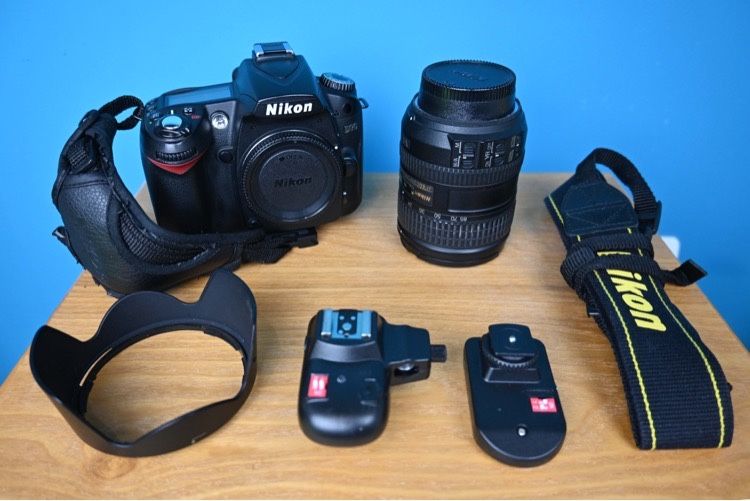 Фотоапарат Nikon D90 + Nikkor 16-85