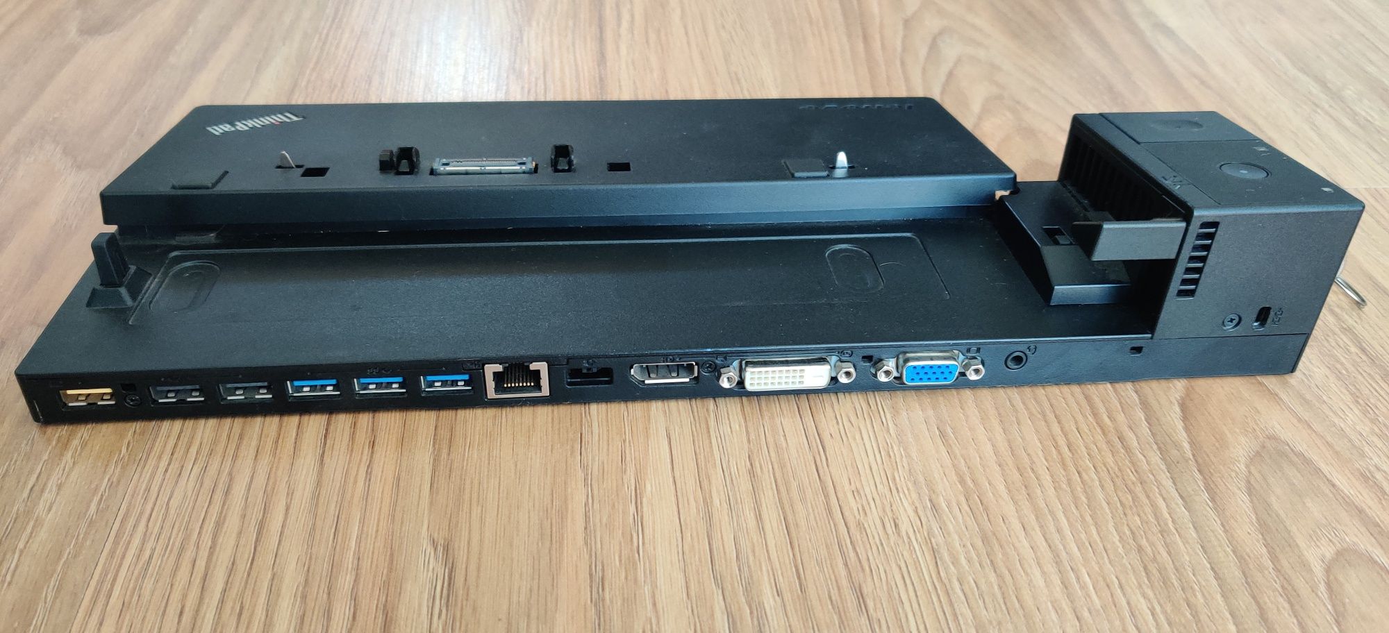 Lenovo docking station