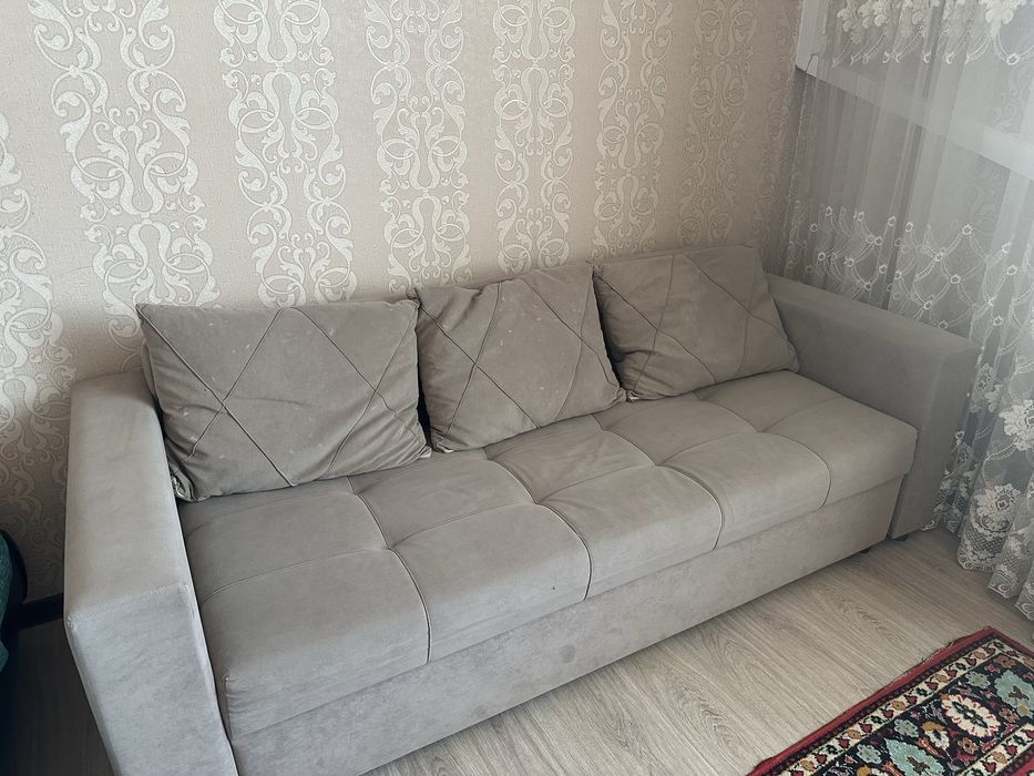 Мягкии мебель диван