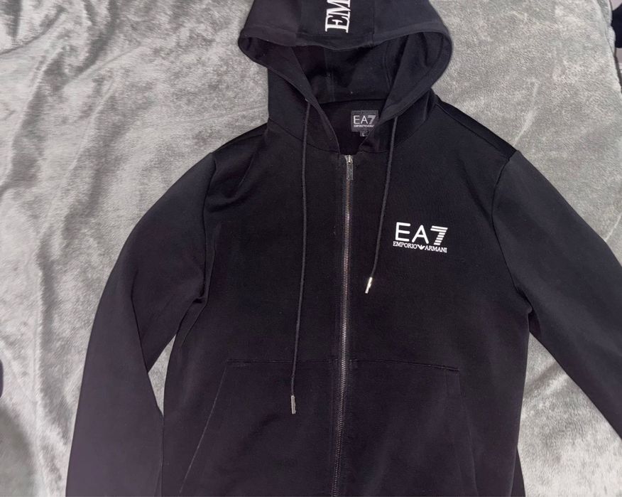 Зип худи ЕА7 для осени