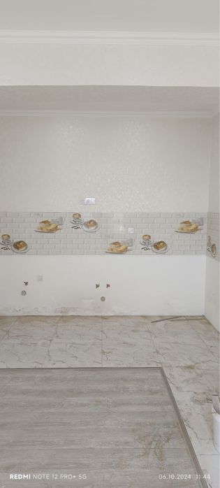 Продаю квартиру в Мирза-Улугбекском районе Карасу-6, 2х комнатная