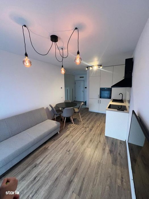 De inchiriat Apartament 2 camere, zona HCC Bloc Nou.