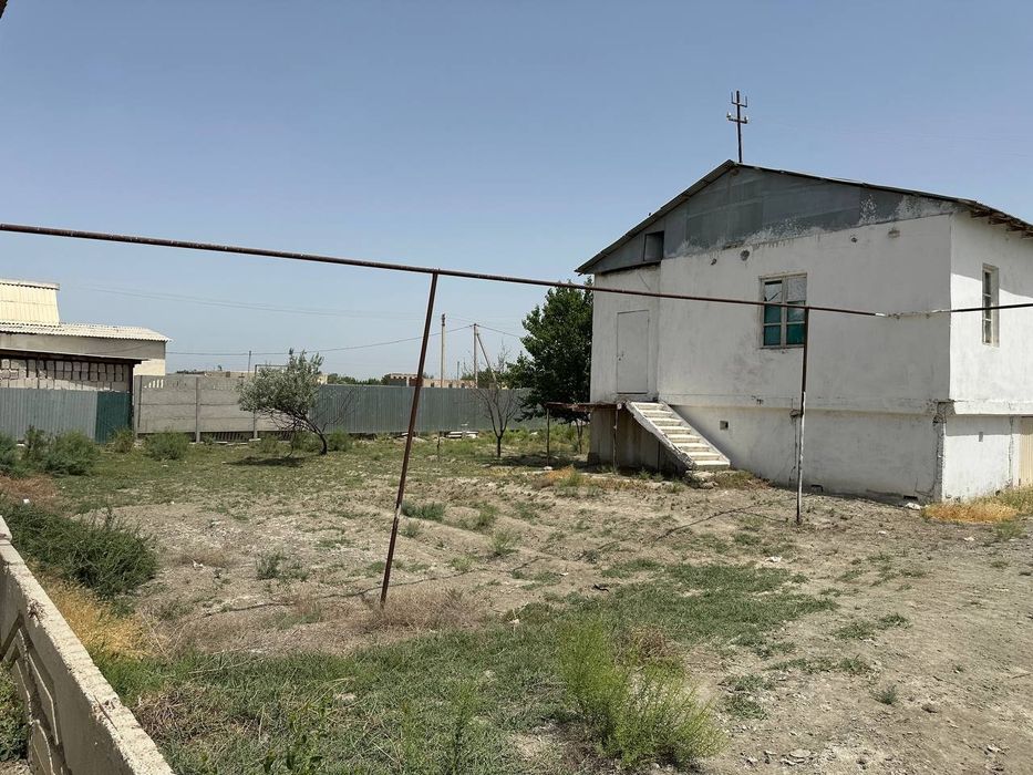 Dalahovli tez va arzon sotiladi