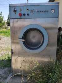 Продается стиральная машина