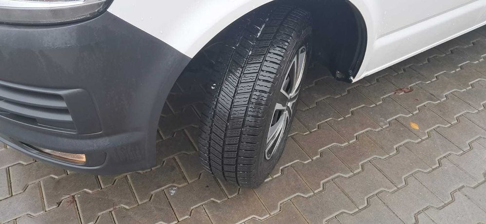 Wolkswagen T6 2016 preț 8700 euro motor 2000 cm 102 cp