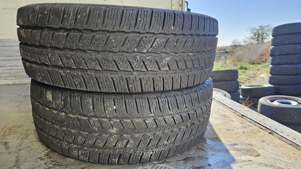 Гуми 215 65 16С дот 23 континентал