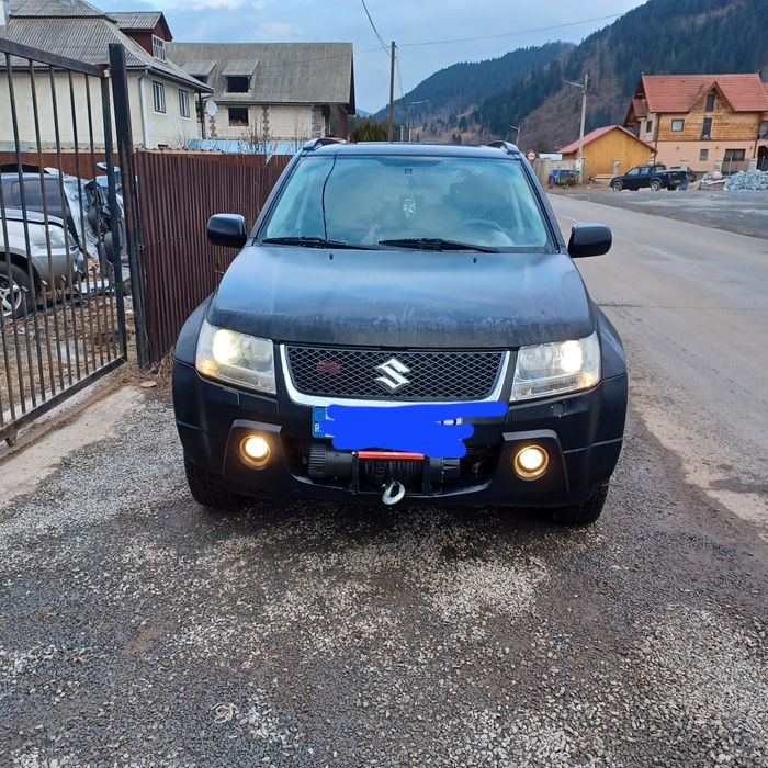 Vând Suzuki Grand Vitara