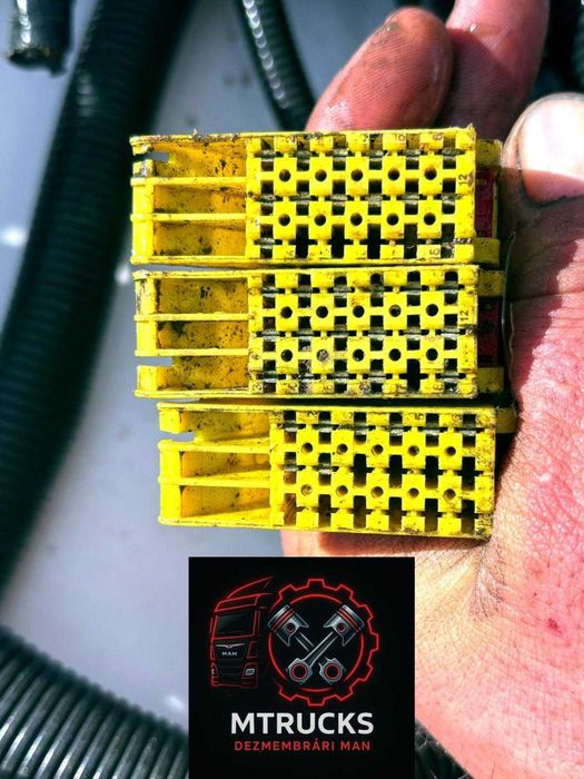 Cablaj șasiu MAN TGA 8×4- 81254706179/81254706180/81254706211