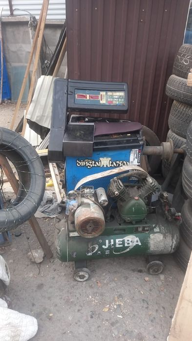 Балансировочный станок для шиномонтаж+ компрессора