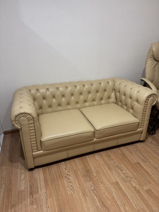 Диван офисный, 2-местный