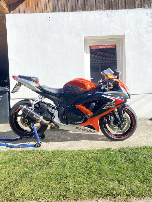 Suzuki GSX 600 R K9