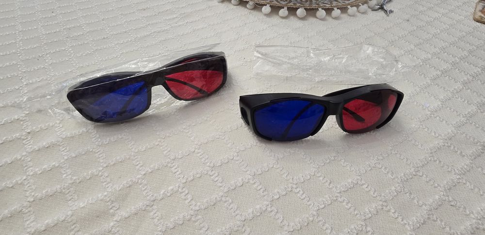 Ochelari 3D Anaglyph - roșu/albastru, compatibili TV, PC, proiector