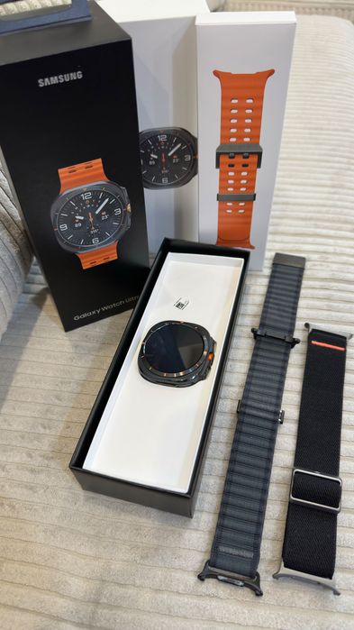 Samsung galaxy watch ultra Смарт часовник