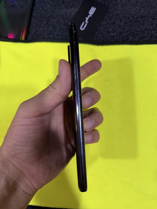 samaung s20 ultra 12.256g holatini oqip tel qlila