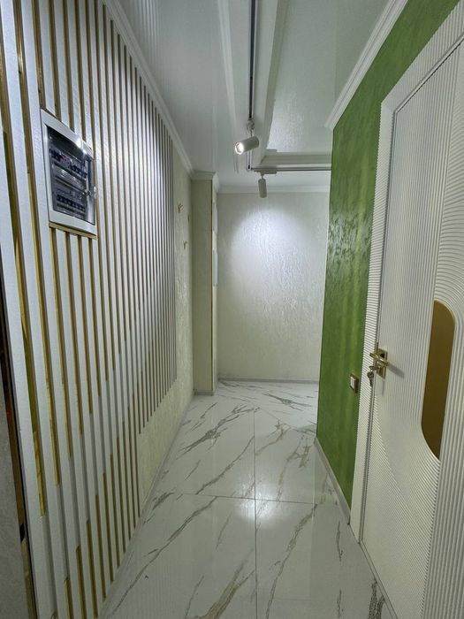 Квартира продается 2/4/4 на Ц 1