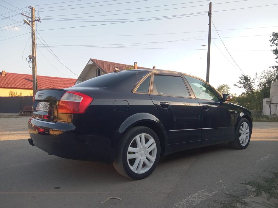 Vand Audi A4 B6 2004
