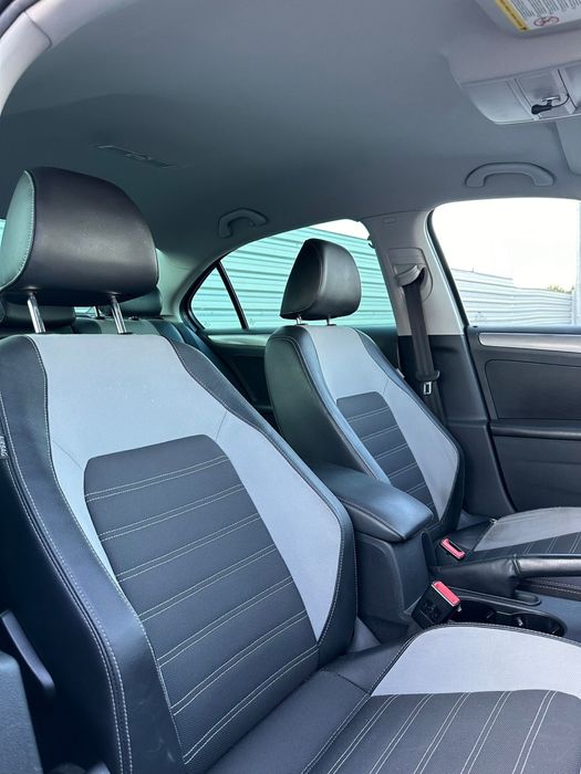 VW jetta 1.6 TDI / euro5 / 2012/ clima / navigatie/ DSG