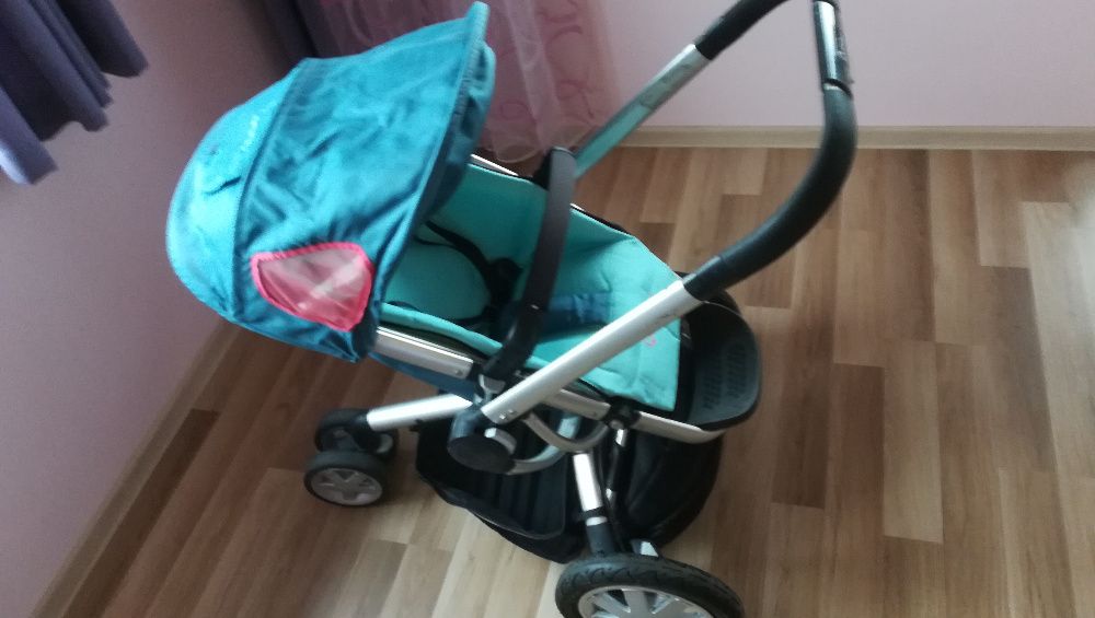 Бебешка/детска количка Quinny Speedy комплект с кошове и аксесоари