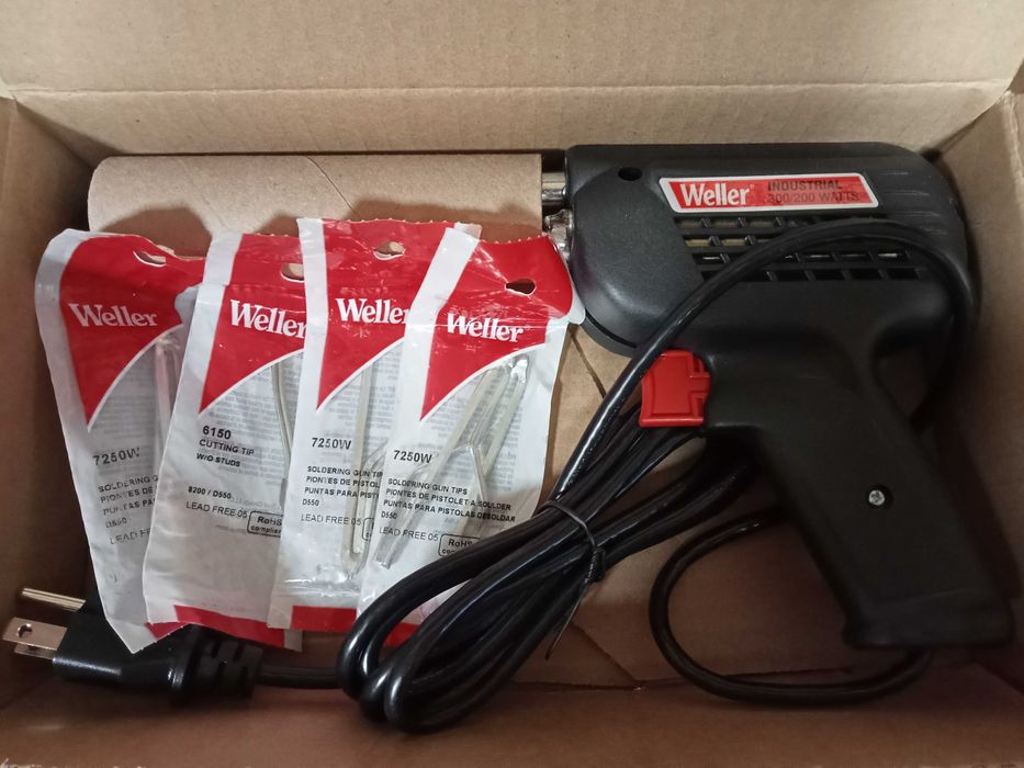 Pistol de lipit WELLER D650 Solder Gun 300/200 Watts 120v