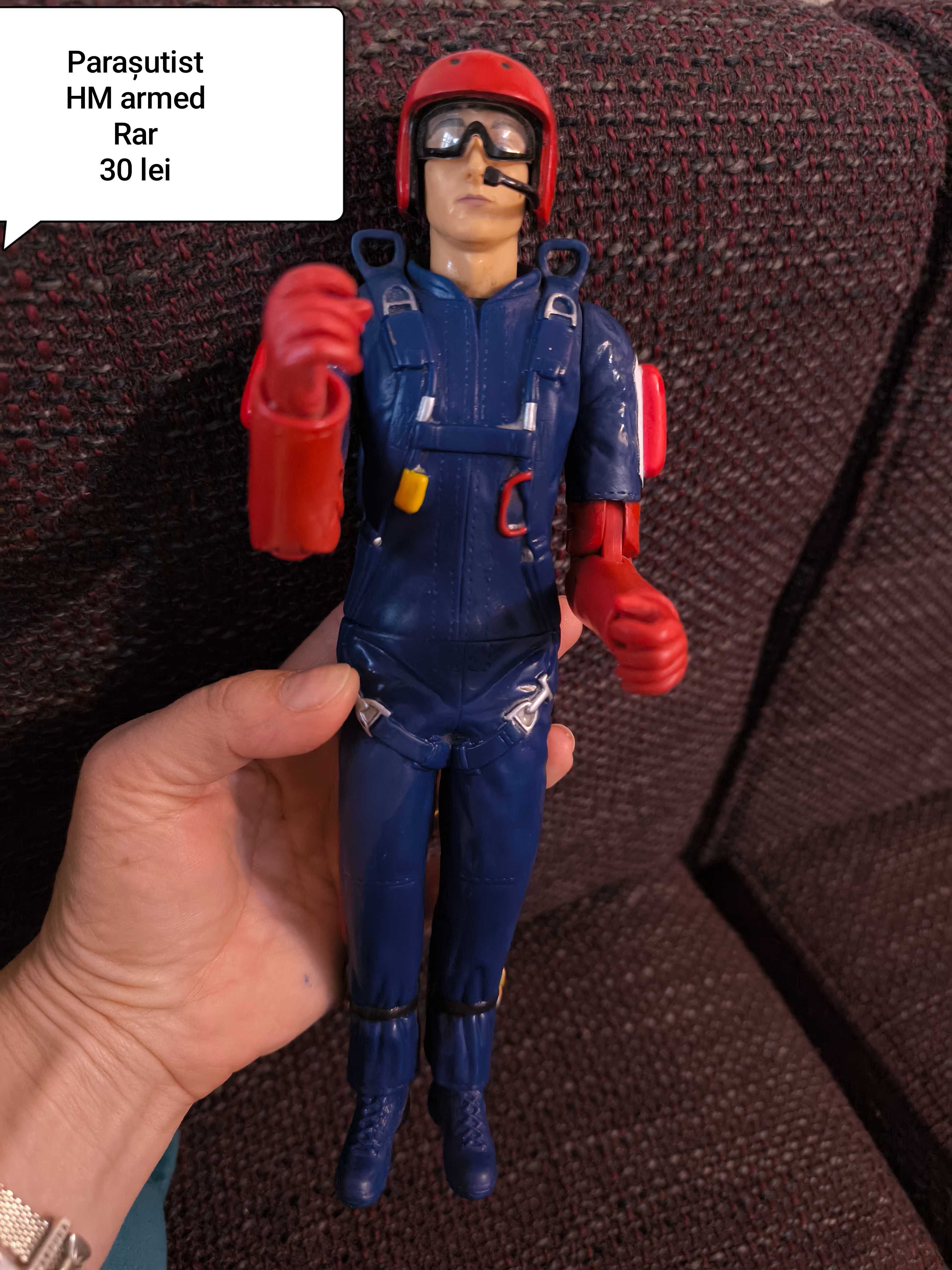 Figurina parașutist Hm armed