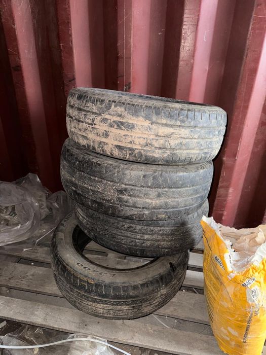 Продам шины Viatti 185/65 R15